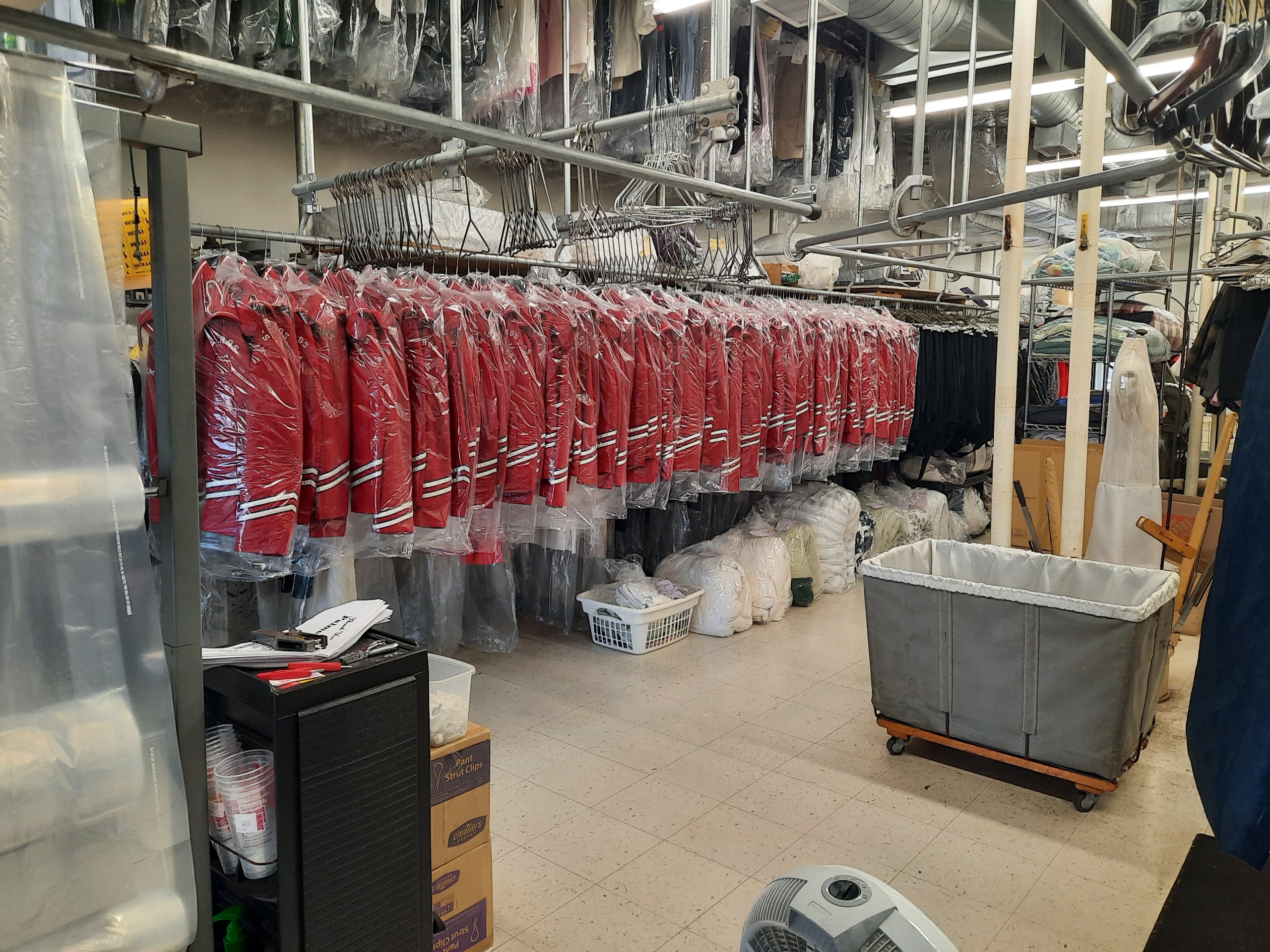 Same day laundry service near 03049 New Hampshire