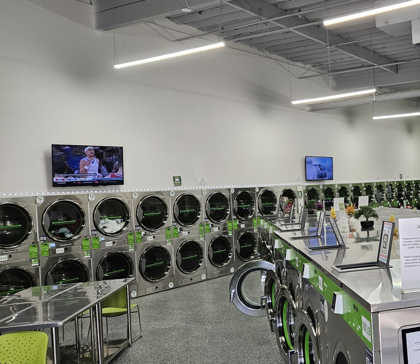 Same day laundry service near Lehi Utah